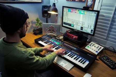 Купить Novation 61 SL MK III по выгодной цене в Самаре