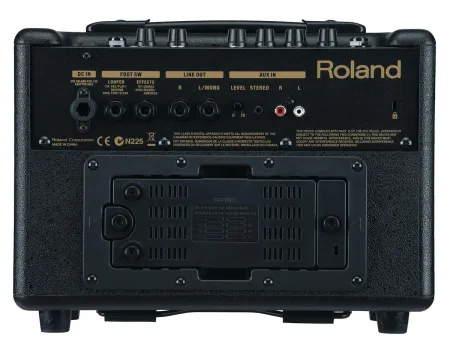 Купить ROLAND AC-33 по выгодной цене в Самаре