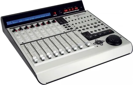 Купить MACKIE MCU PRO Control Universal PRO по выгодной цене в Самаре